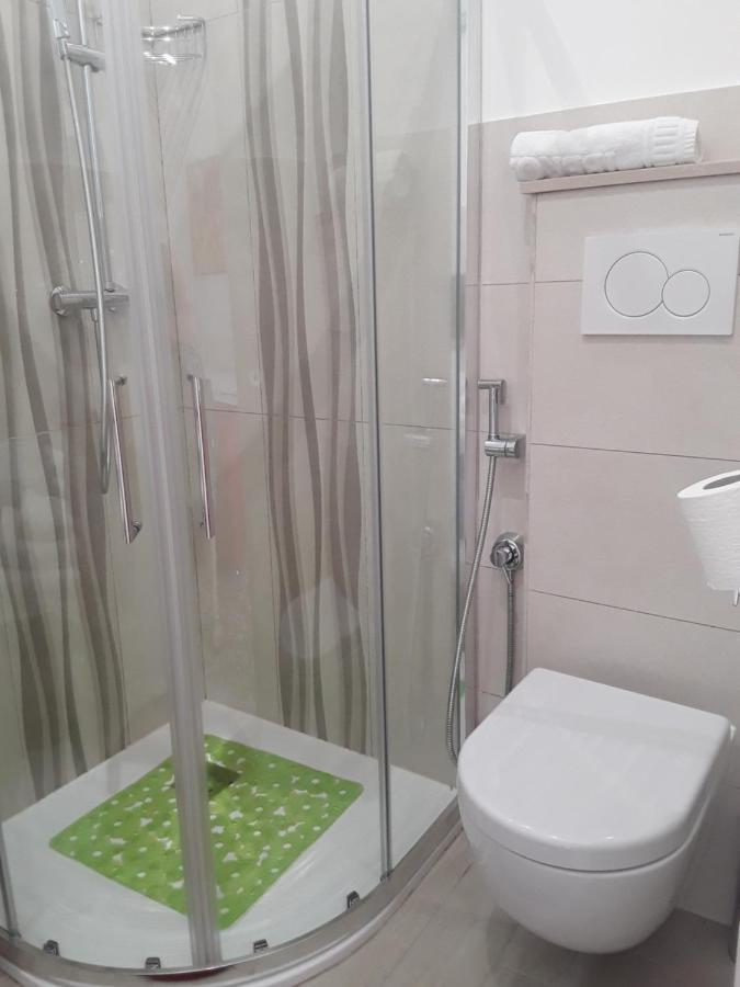 פולינאנו א מארה Casa Mina Affittacamere מראה חיצוני תמונה