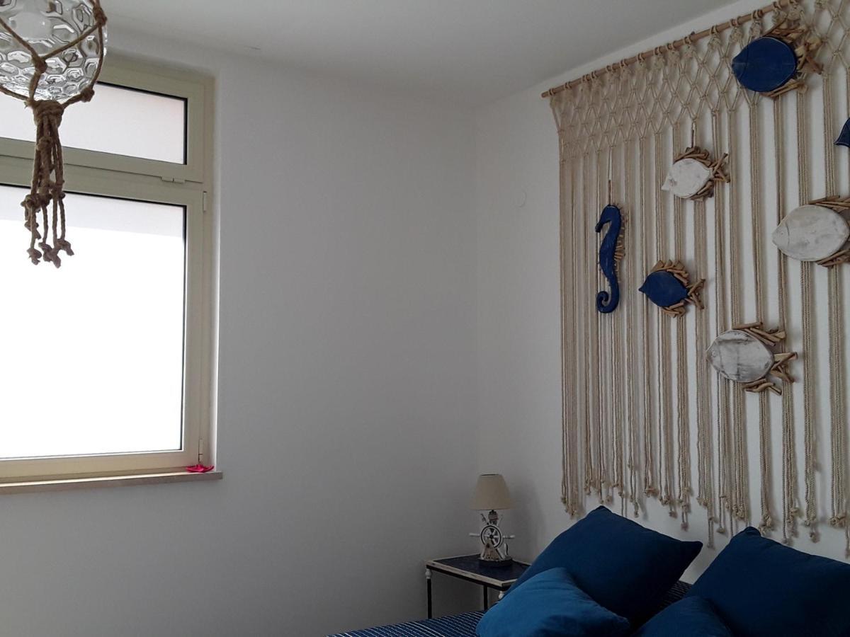 פולינאנו א מארה Casa Mina Affittacamere מראה חיצוני תמונה
