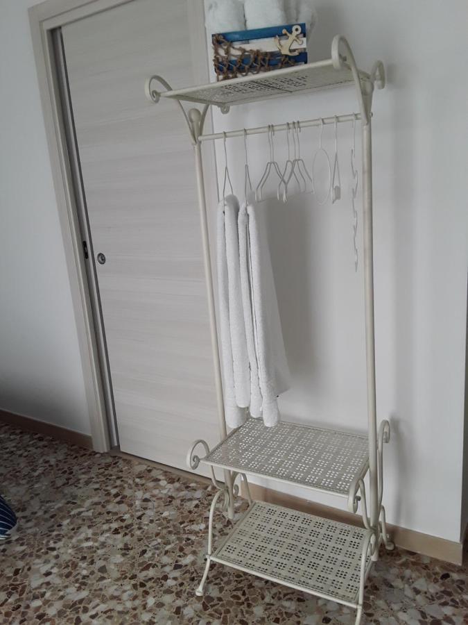 פולינאנו א מארה Casa Mina Affittacamere מראה חיצוני תמונה