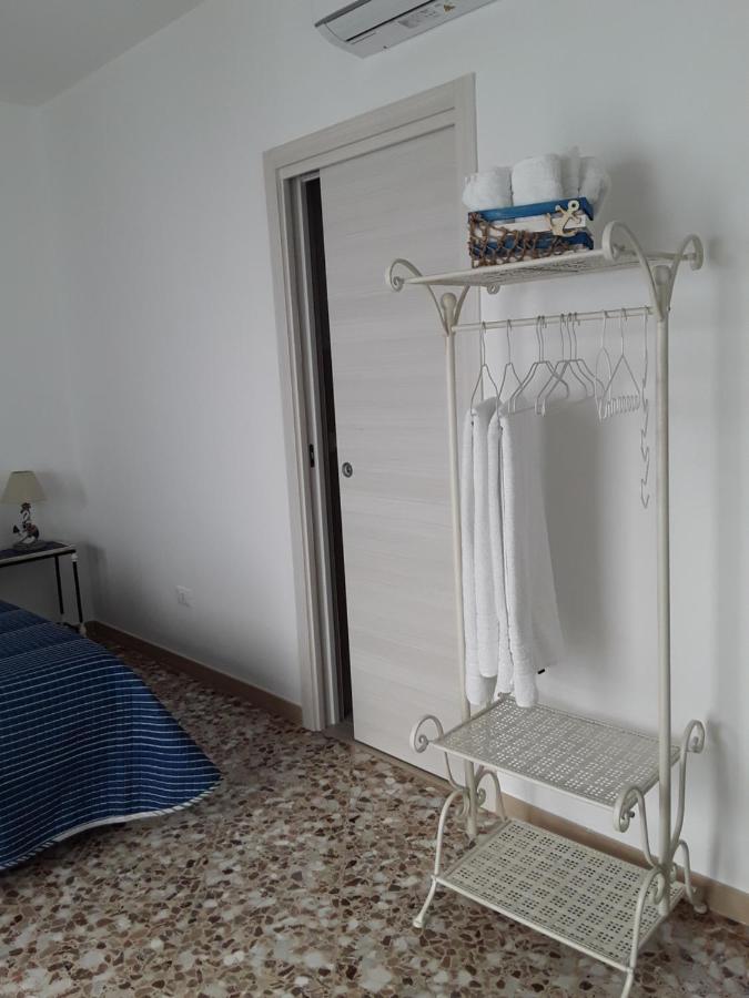 פולינאנו א מארה Casa Mina Affittacamere מראה חיצוני תמונה
